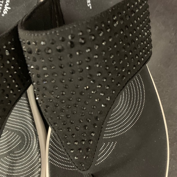 Clarks cloud  steppers.  Brand new never worn. - Picture 5 of 11